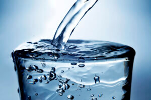 drinking water by Arizona Premium Water